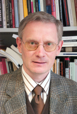 Prof. Dr. Uwe Backes